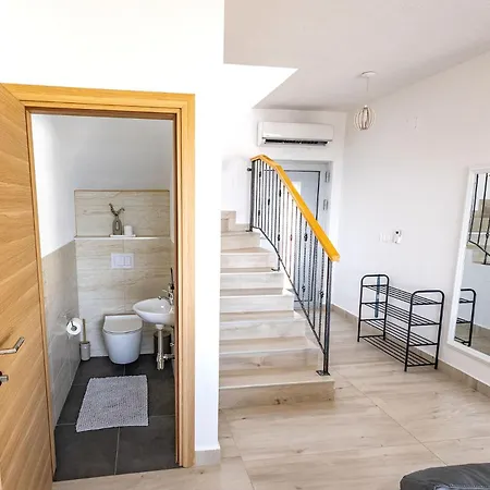 Villa Luxury Layla With Private Pool Near Dubrovnik *